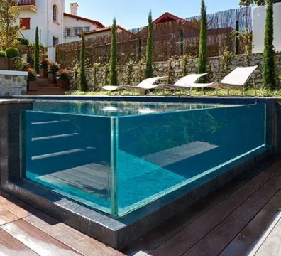 pisciniste construction piscine à débordement toulouse