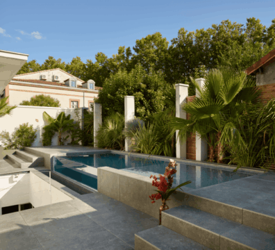 Construction de piscine luxe à Toulouse : l’excellence sur mesure au cœur de l’Occitanie