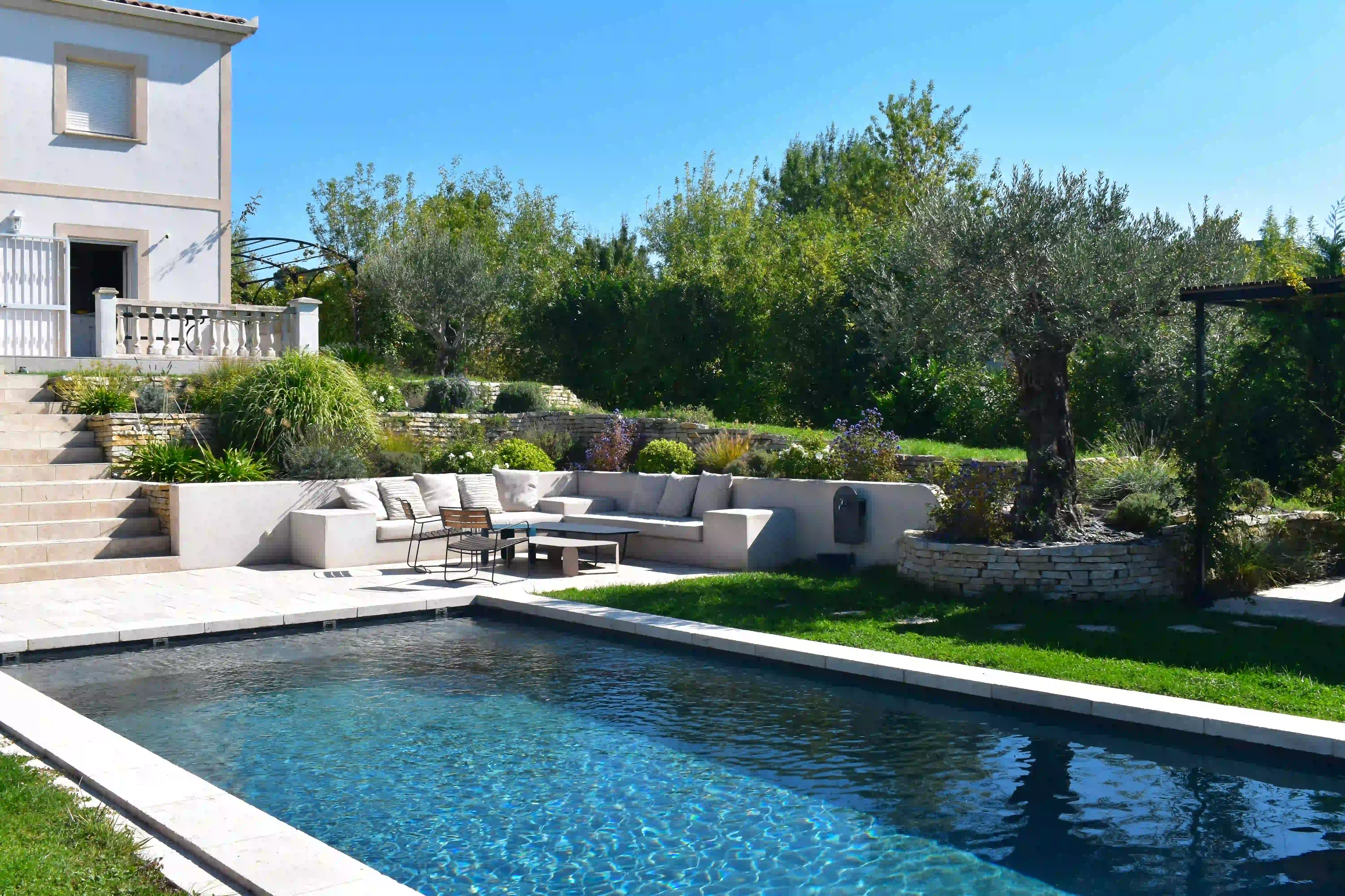 constructeur piscine couloir de nage toulouse