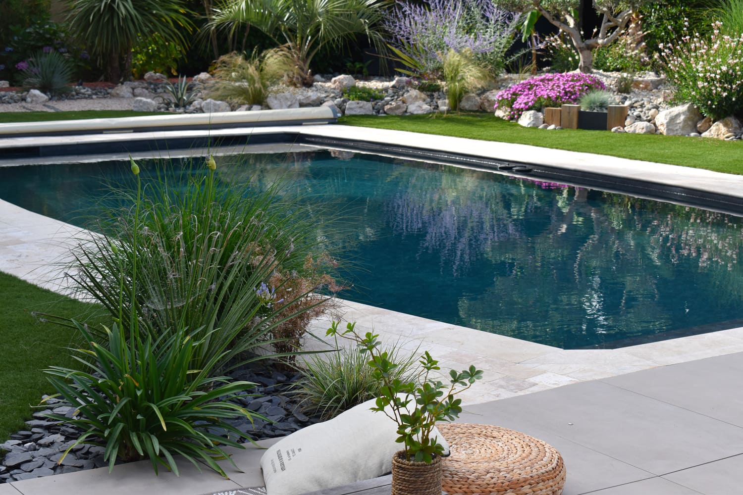 Installation piscine par pisciniste La Salvetat Saint Gilles