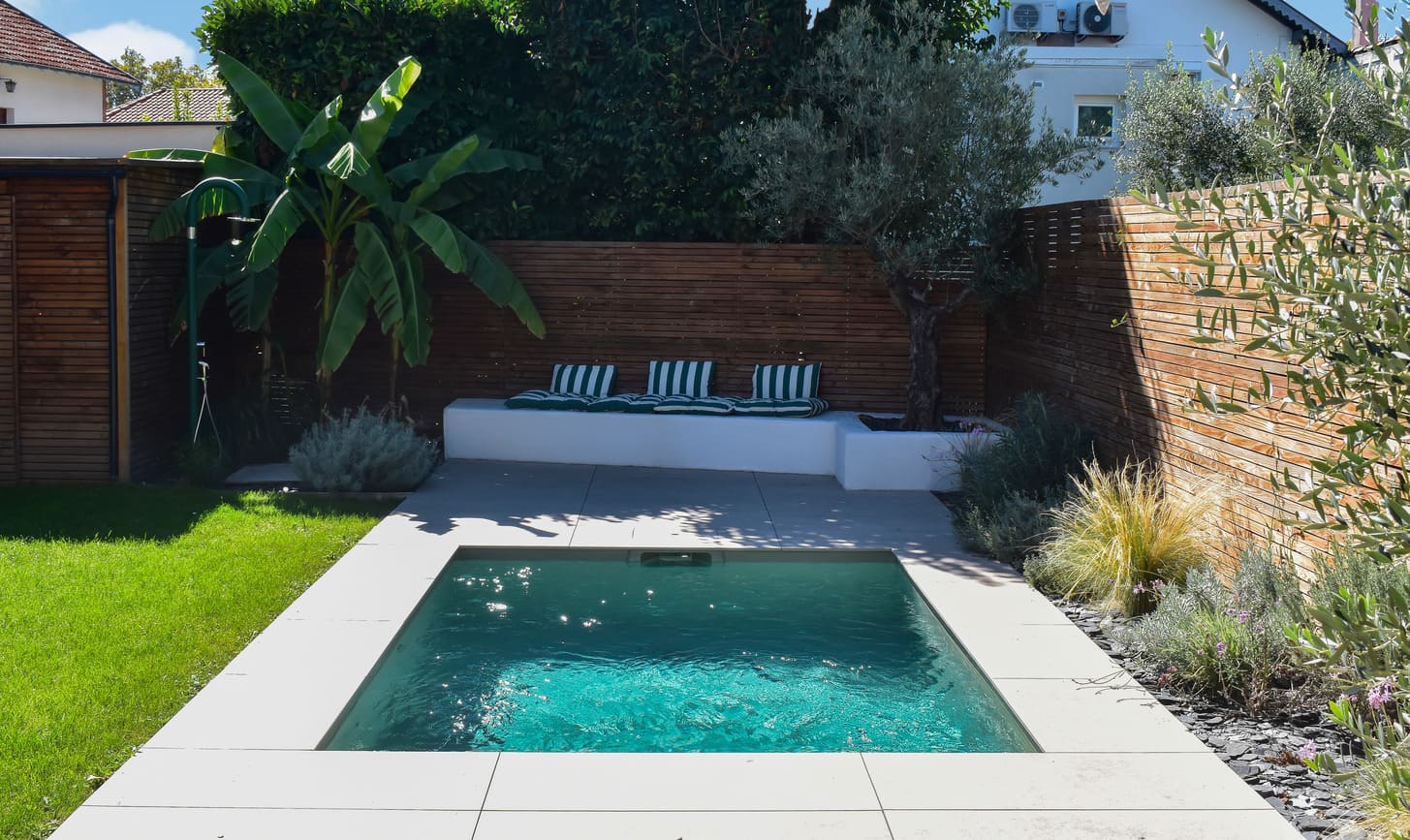 Pisciniste Cornebarrieu construction piscine béton