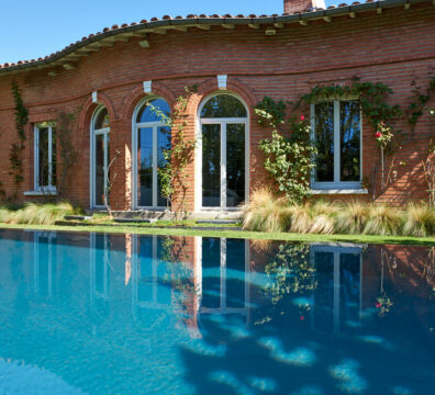 Construction grande piscine pour villa à Toulouse