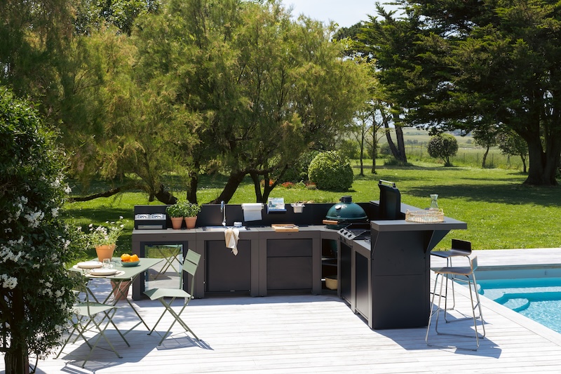 cuisine extérieure prés de piscine toulouse